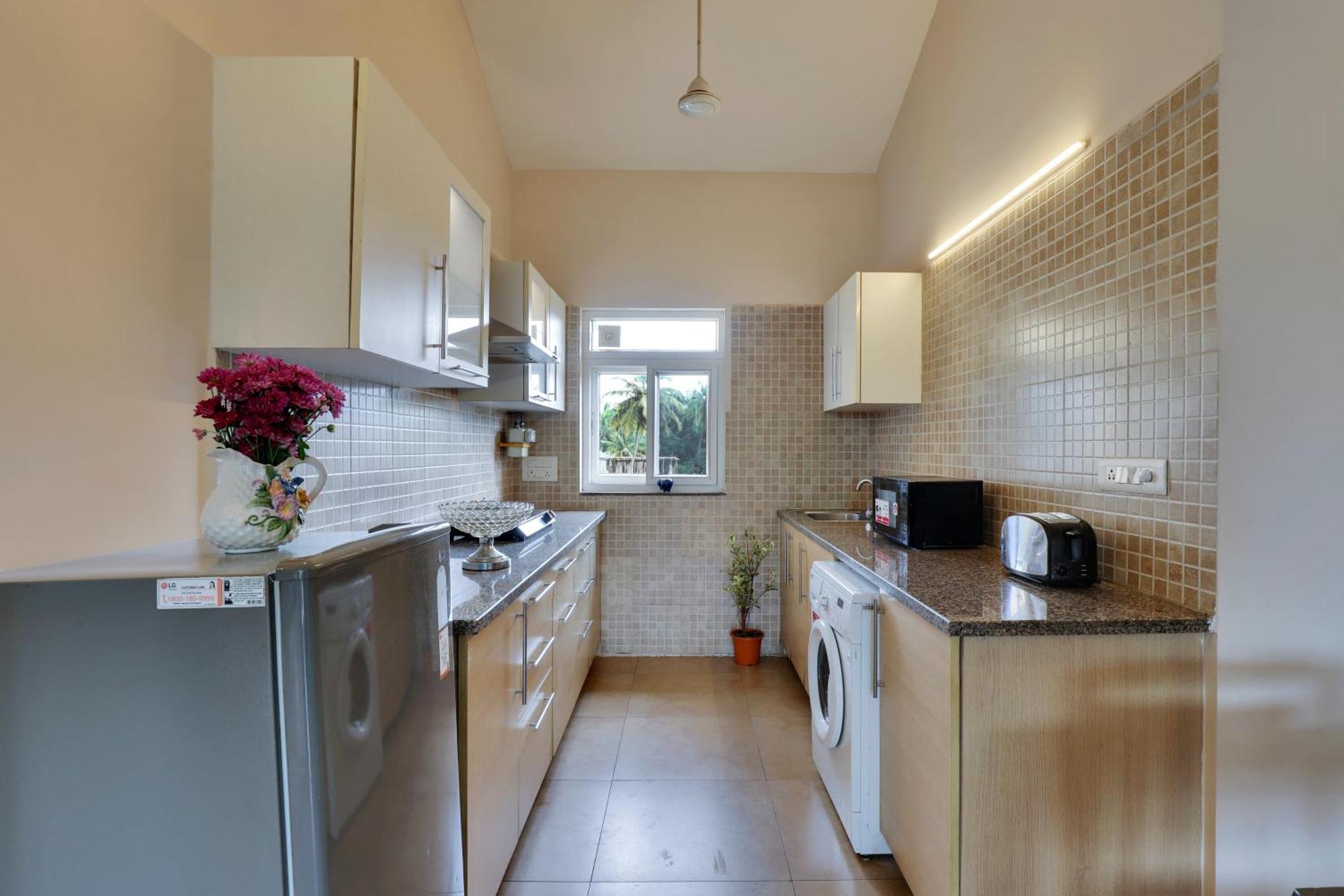 Veera Strand Park Serviced Apartments Near 칼랑굿 외부 사진