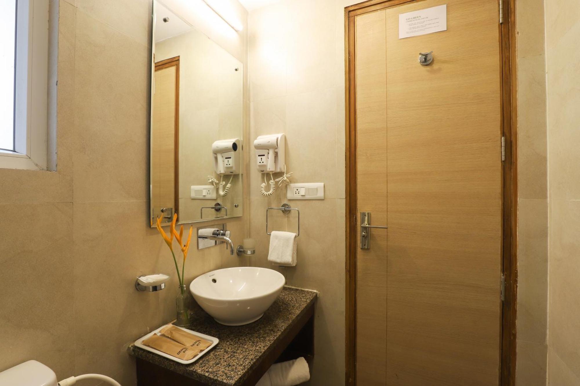 Veera Strand Park Serviced Apartments Near 칼랑굿 외부 사진