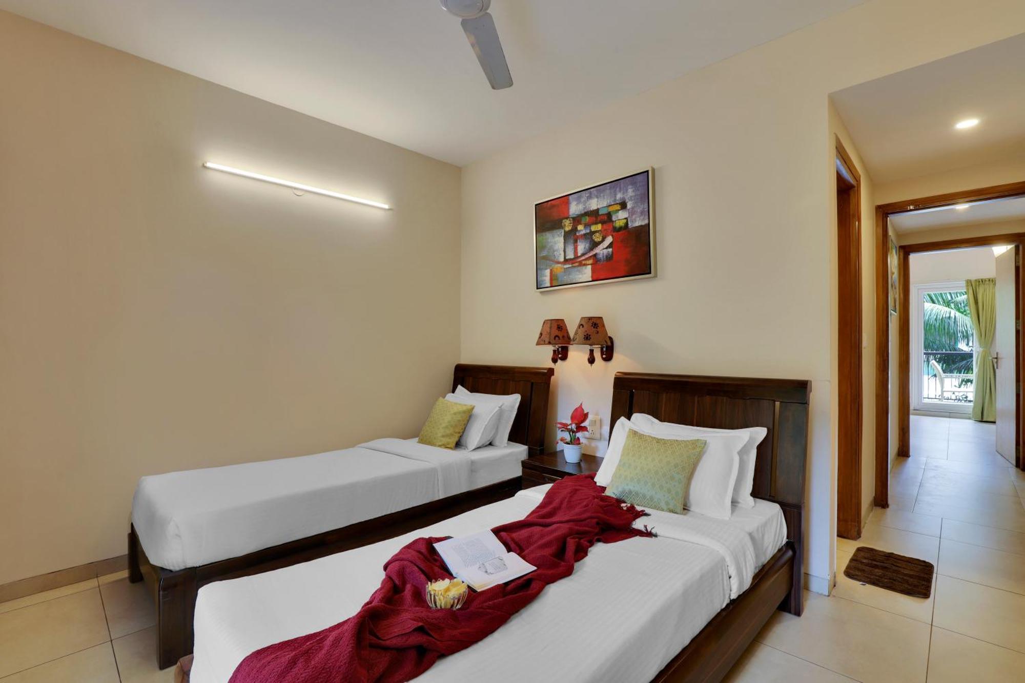 Veera Strand Park Serviced Apartments Near 칼랑굿 외부 사진